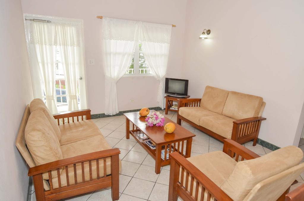Caribbean Inn And Suites St. John's Phòng bức ảnh