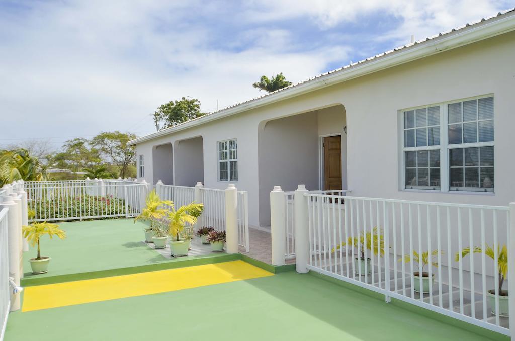 Caribbean Inn And Suites St. John's Ngoại thất bức ảnh